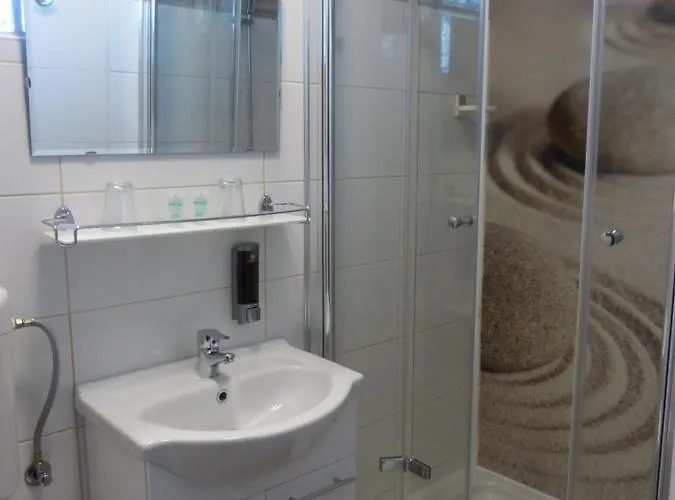 Pfefferdohle Pensión 3*